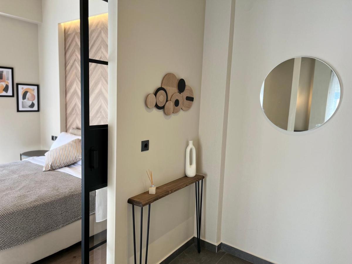 Meteorito Central Apartment Каламбака Екстер'єр фото