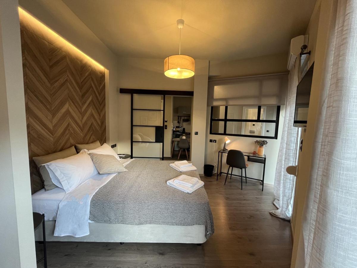 Meteorito Central Apartment Каламбака Екстер'єр фото